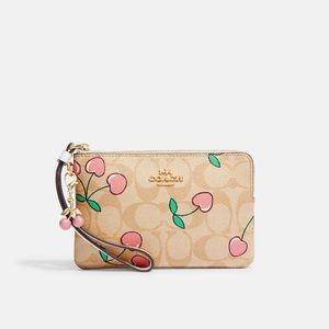 ✨NWT 🆕 COACH Corner Zip Wristlet In Signature Canvas with Heart 🍒Cherry Print✨